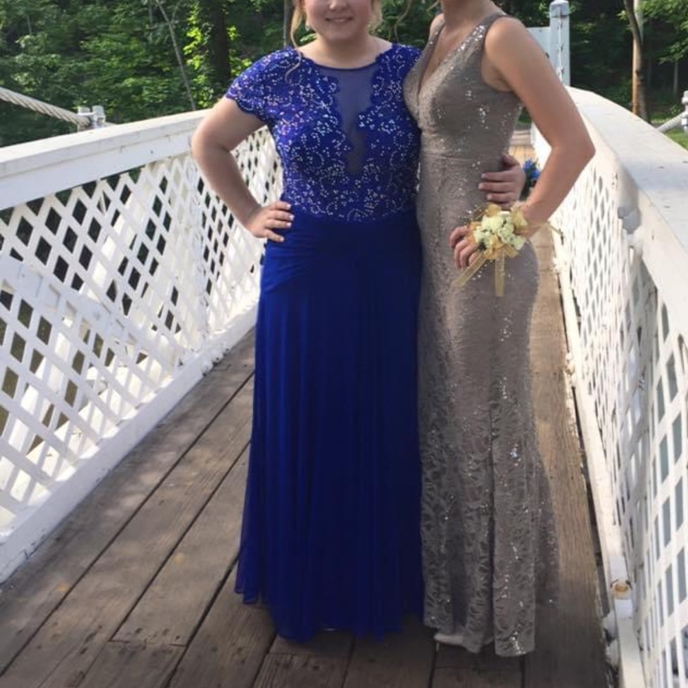 Prom Dress - Picture 10 of 10